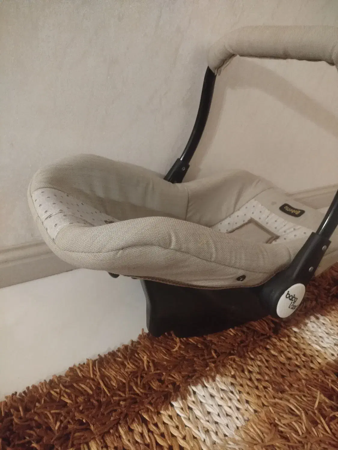 کهریر نوزاد درحدنوهمراه با کاور وتشک داخل کهریز|کالسکه و لوازم جانبی|نیشابور, شهرک فرهنگیان|دیوار