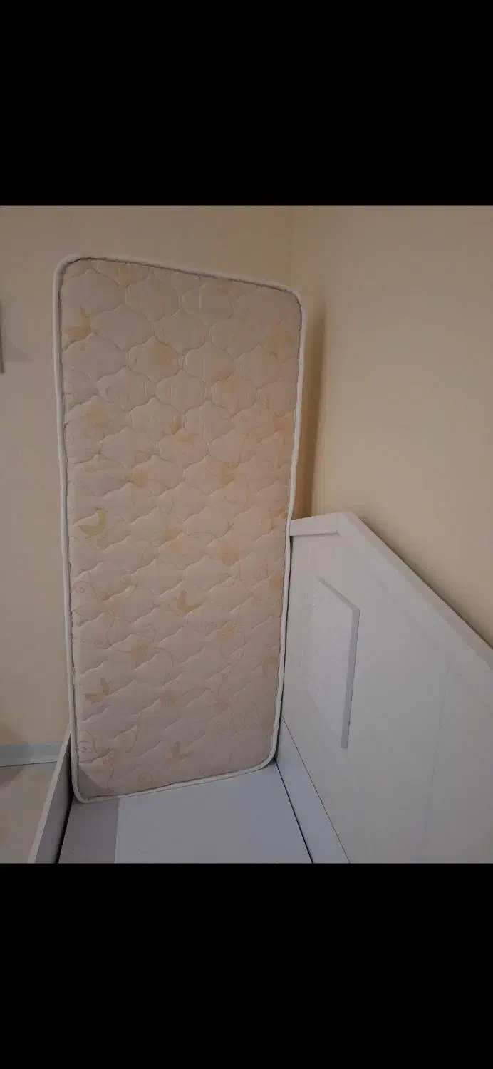 فروش تخت کودک و تشک اصلا استفاده نشده ه|اسباب و اثاث بچه|کرج, مطهری|دیوار