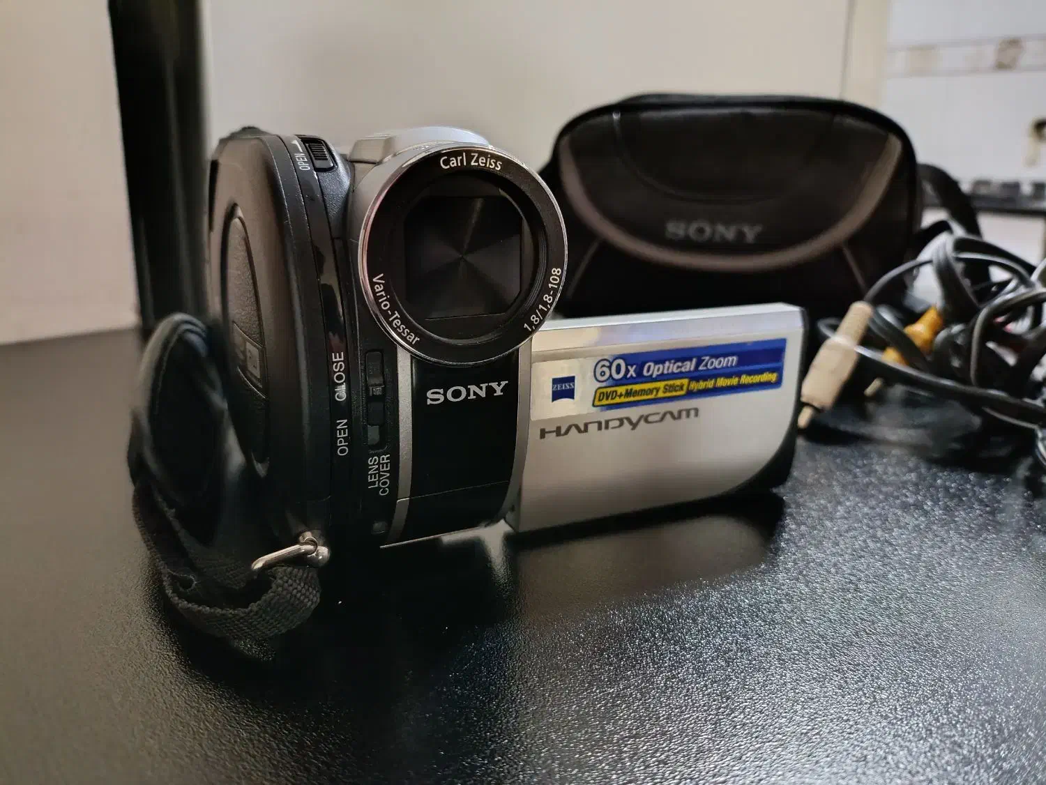 دوربین|دوربین عکاسی و فیلم‌برداری|شهرکرد, |دیوار