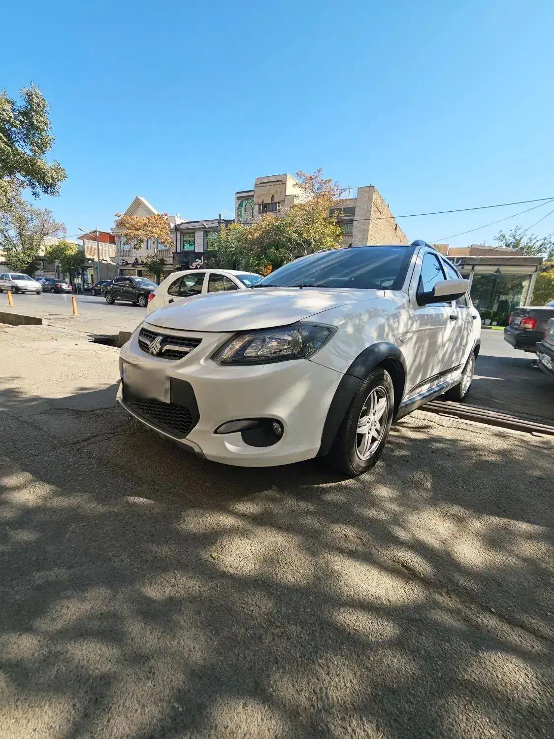 کوییک rسفید مشکی دریچه سیمی سقف مشکی|خودرو سواری و وانت|اراک, |دیوار