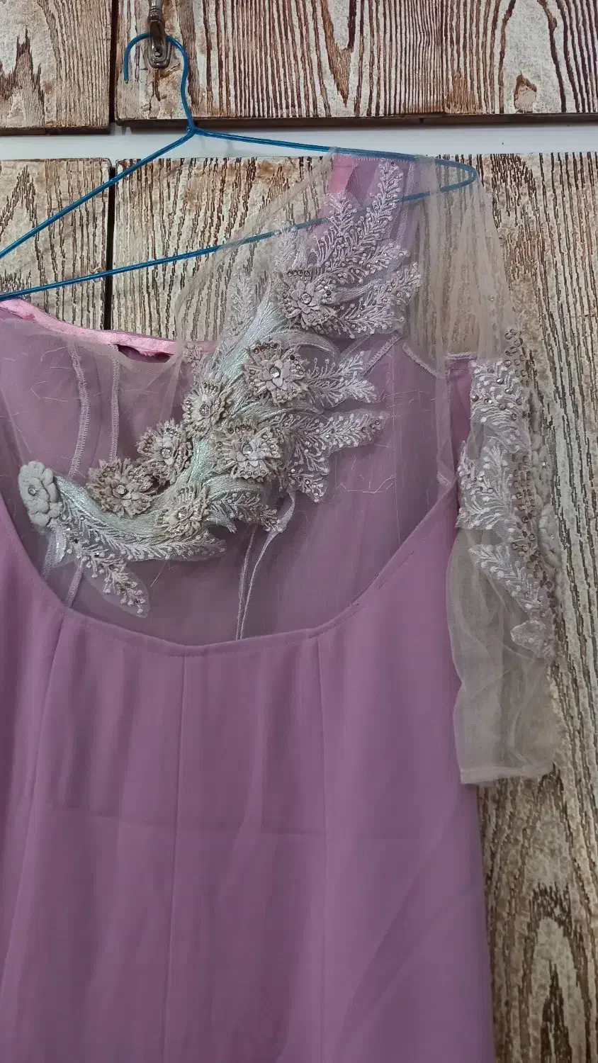 لباس مجلسی با گلهای پنلی|لباس|مهدی شهر, |دیوار