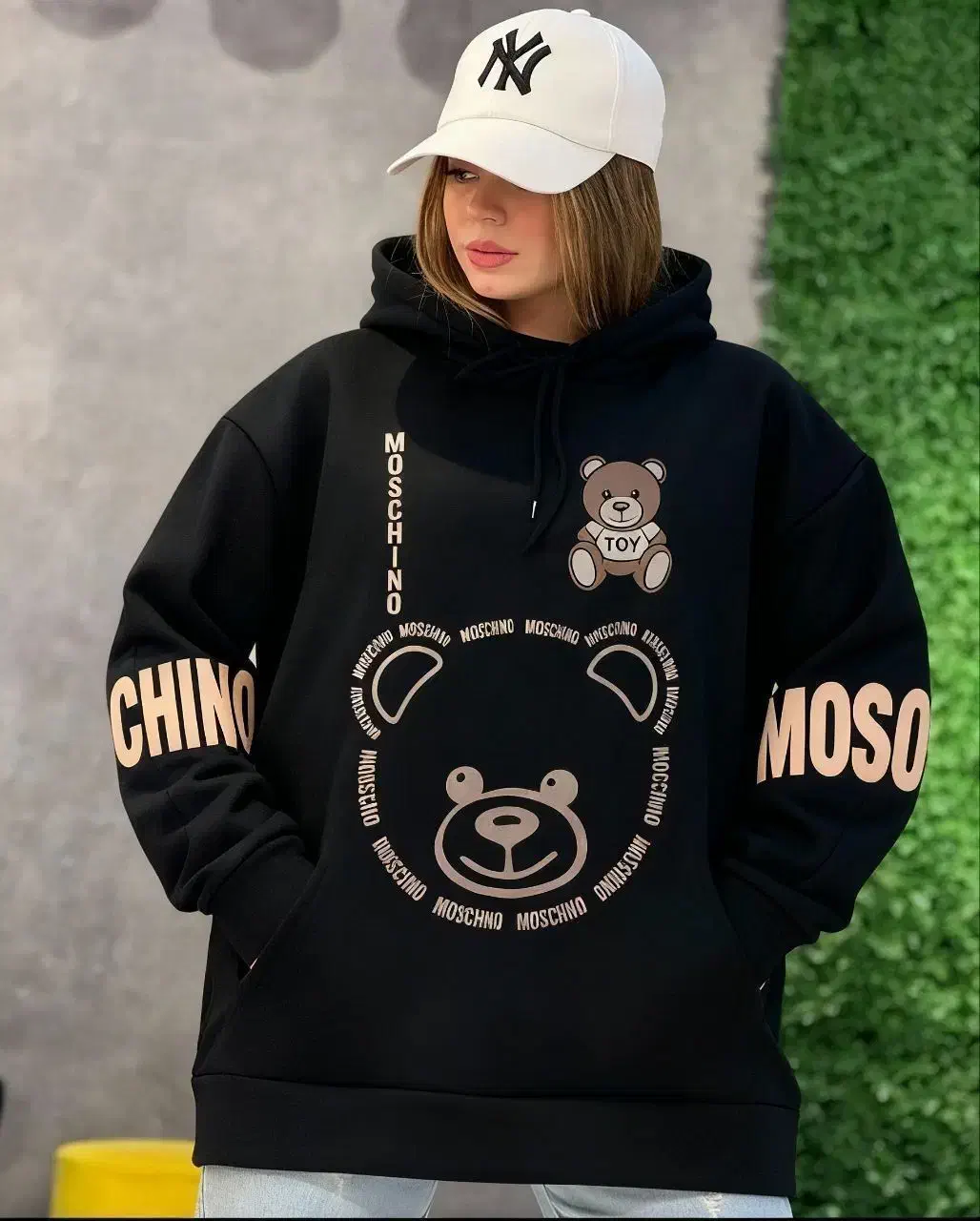 هودی مشکی|لباس|اردبیل, |دیوار