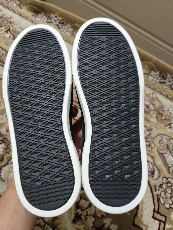 کتونی pull & bear|کیف، کفش، کمربند|تهران, شهید رجایی|دیوار