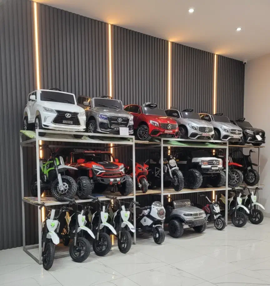 *استان قزوین*موتور شارژی/باطری ۱۲ولت ۲موتوره|اسباببازی بچه|قزوین, |دیوار