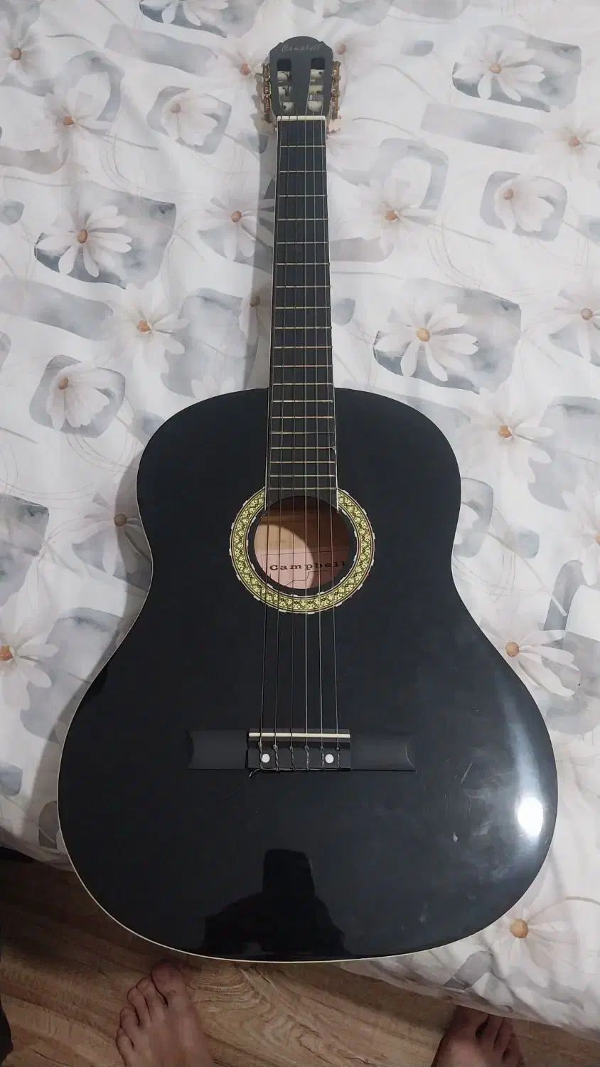 گیتار|گیتار، بیس، امپلیفایر|رشت, حومه رشت|دیوار