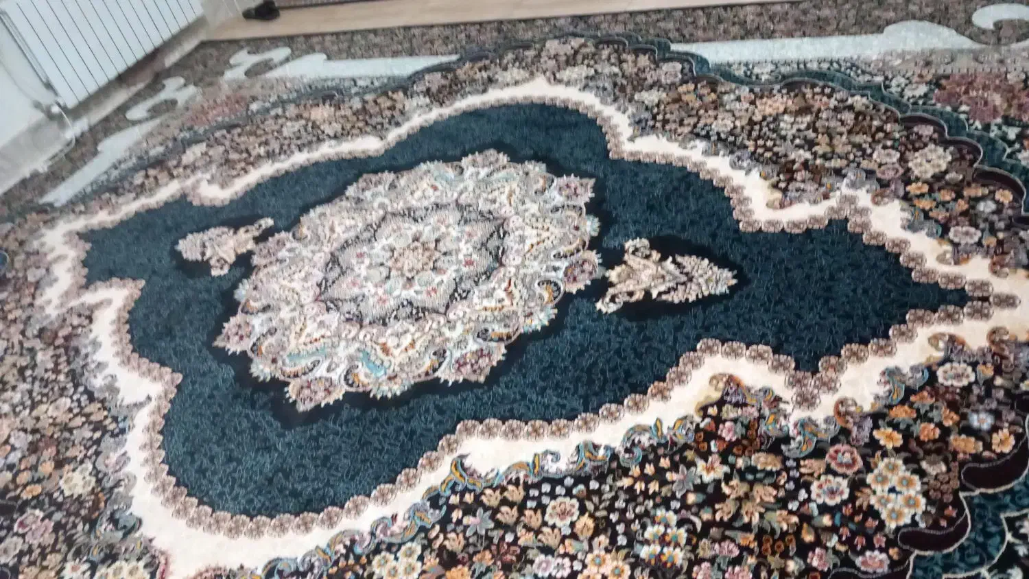 فرش ۱۲متری|فرش|لنگرود, |دیوار