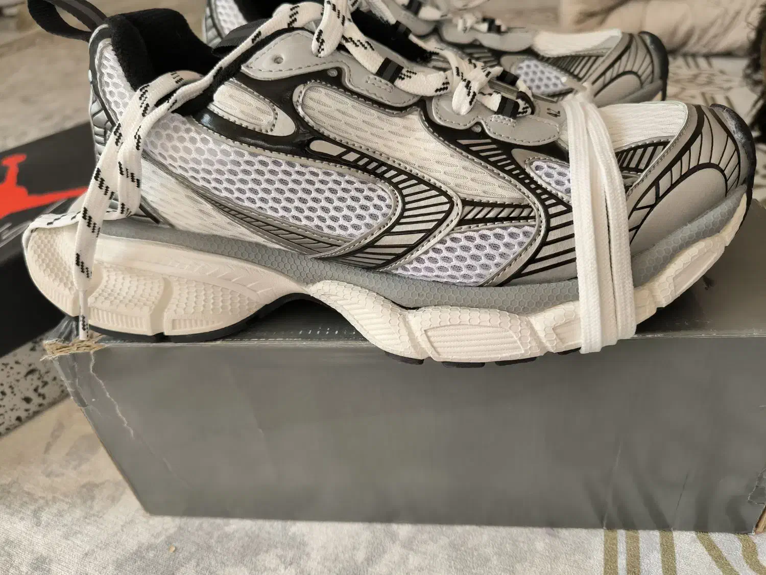 کتونی برند ۳xl|کیف، کفش، کمربند|شیراز, زرهی|دیوار