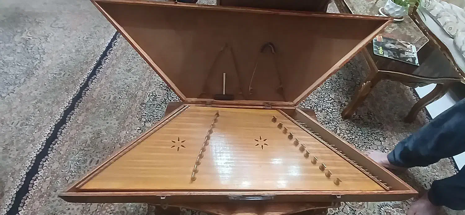 سنتور|سازهای سنتی|کرج, کلاک پایین|دیوار