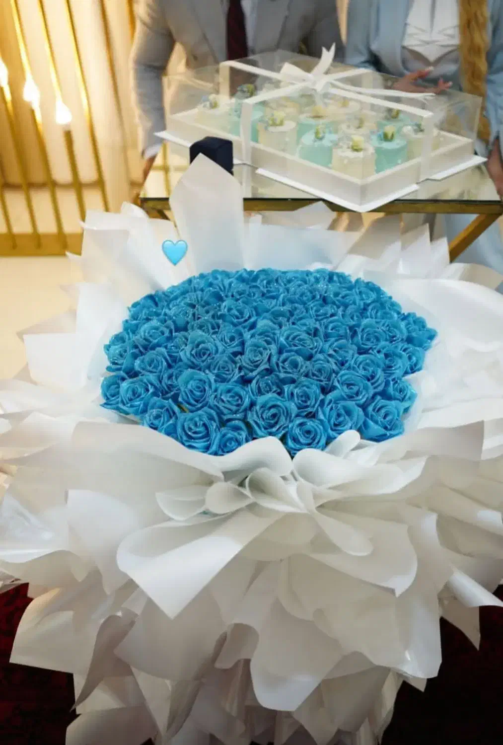 دسته گل ماندگار روبانی|گل مصنوعی|تبریز, |دیوار