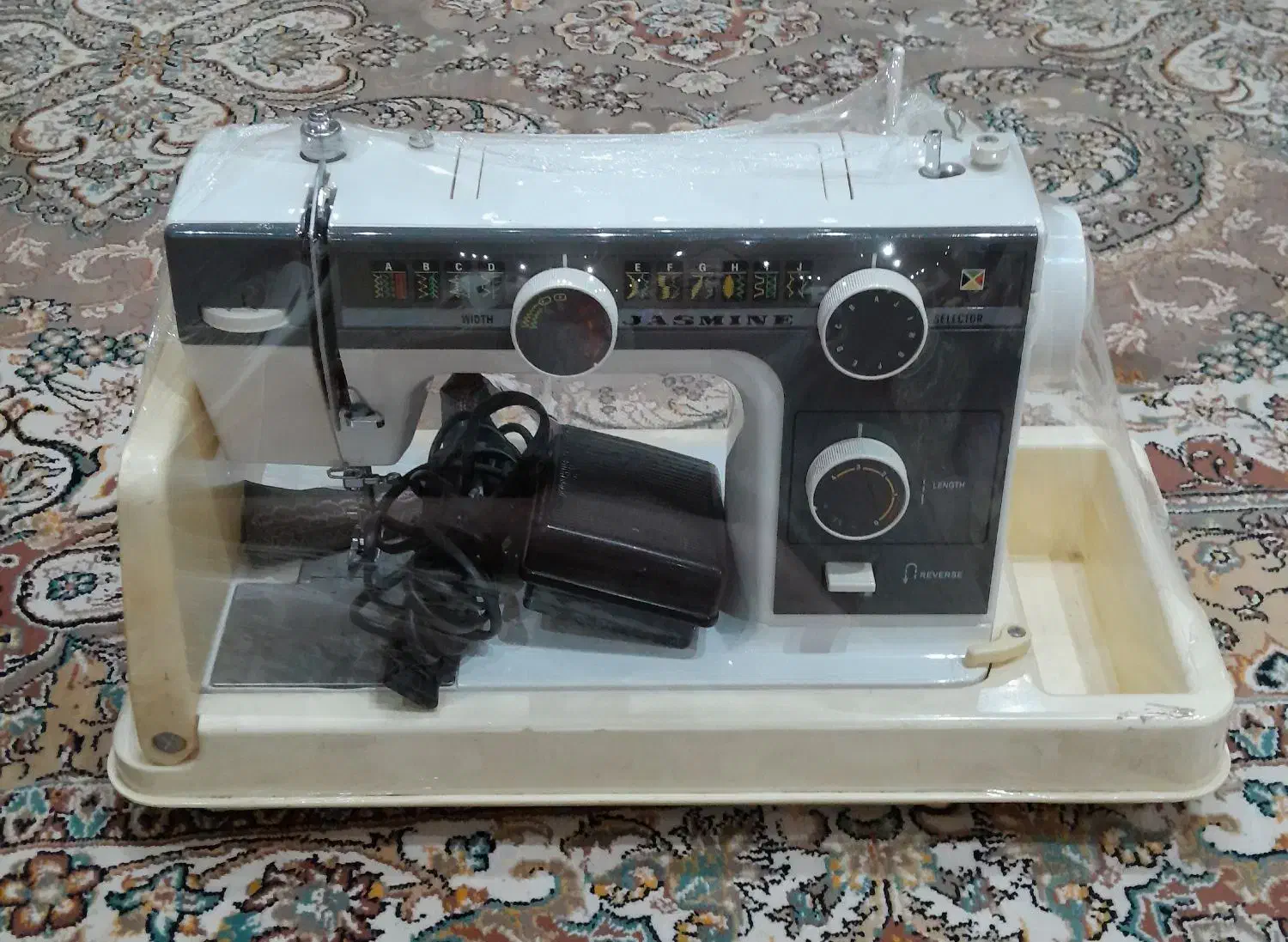 فروش چرخ خیاطی کاچیران جاسمین 393 در حد نو|چرخ خیاطی و ریسندگی|فریدون‌کنار, |دیوار