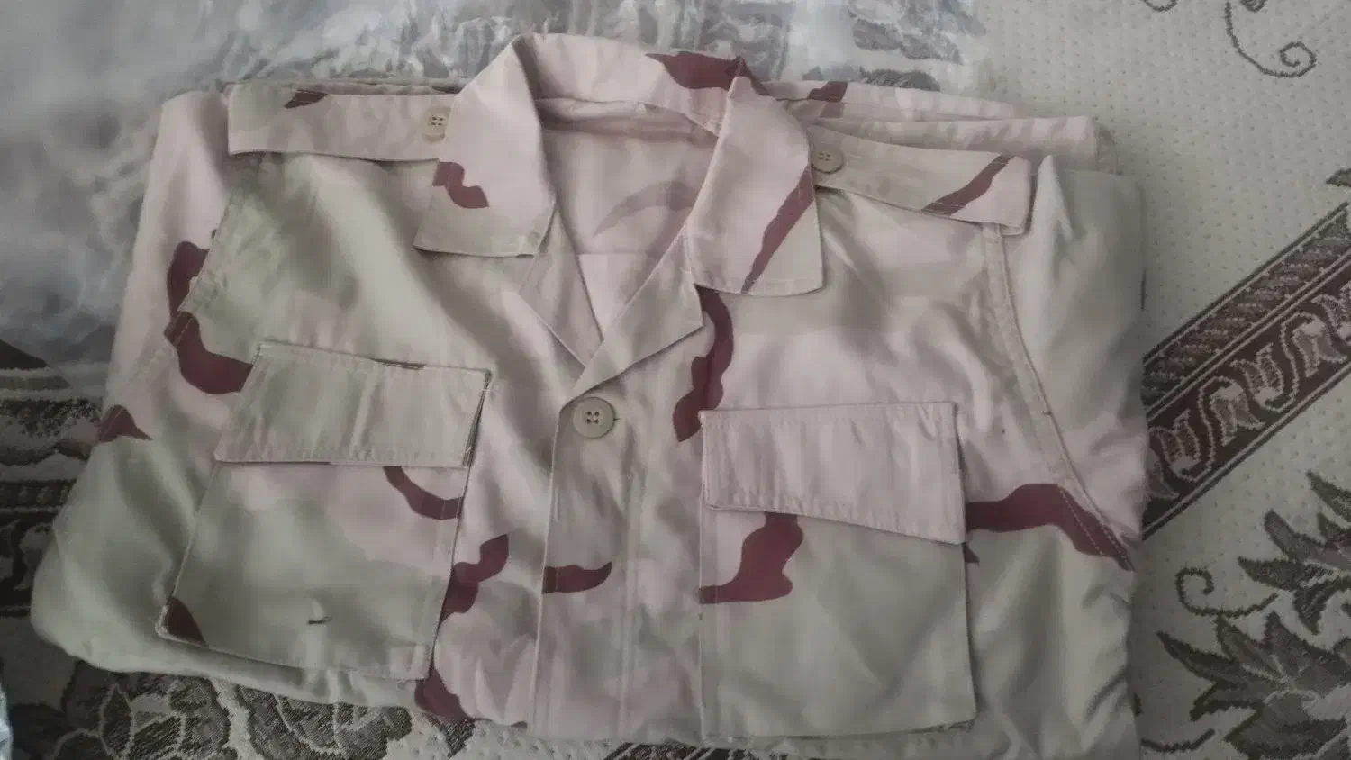 کفش کتونی، سالنی، ۴۲و ۴۳+لباس مرزبانی|کیف، کفش، کمربند|سبزوار, ولیعصر (نجار آباد)|دیوار