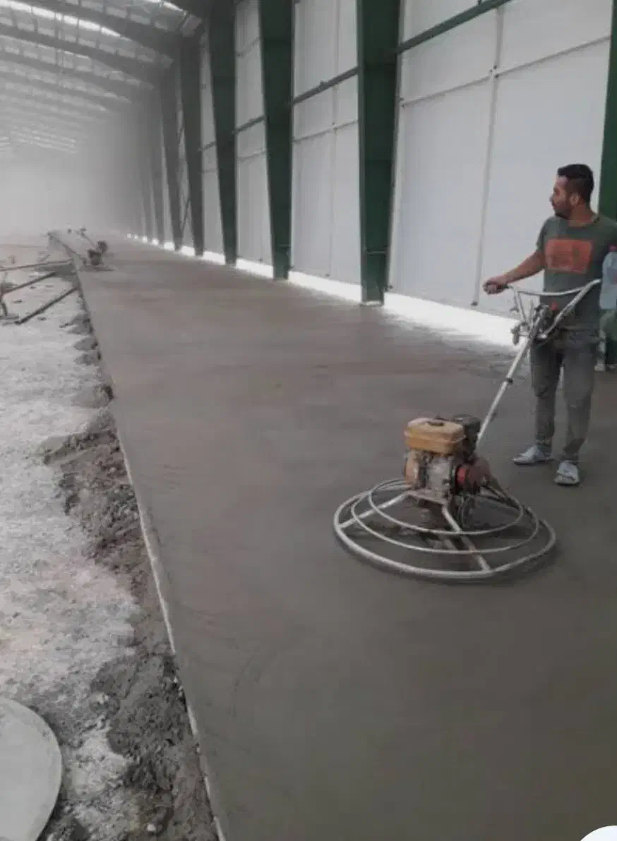 اجرای فنداسیون ،کف سازی با ماله پروانه ی،استخر|خدمات پیشه و مهارت|رشت, پیرسرا|دیوار