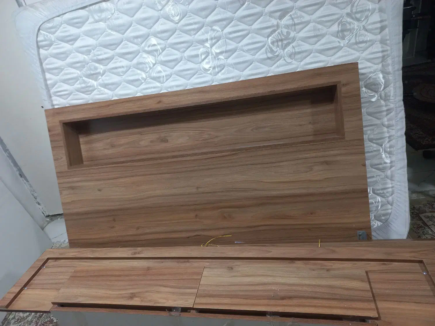 تخت خواب دونفره با خوشخواب نو کشو دار|تخت و سرویس خواب|مشهد, سجادیه|دیوار