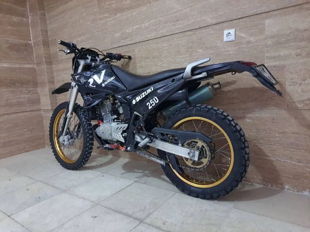 موتور تریل روان ۲۰۰|موتورسیکلت|نیشابور, شهرک فرهنگیان|دیوار