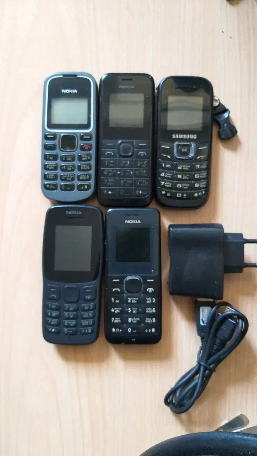 نوکیا اصلی|موبایل|بروجرد, |دیوار