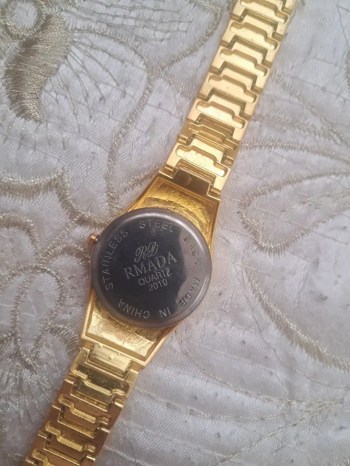 ساعت مچی|ساعت|پرند, فاز ۵|دیوار