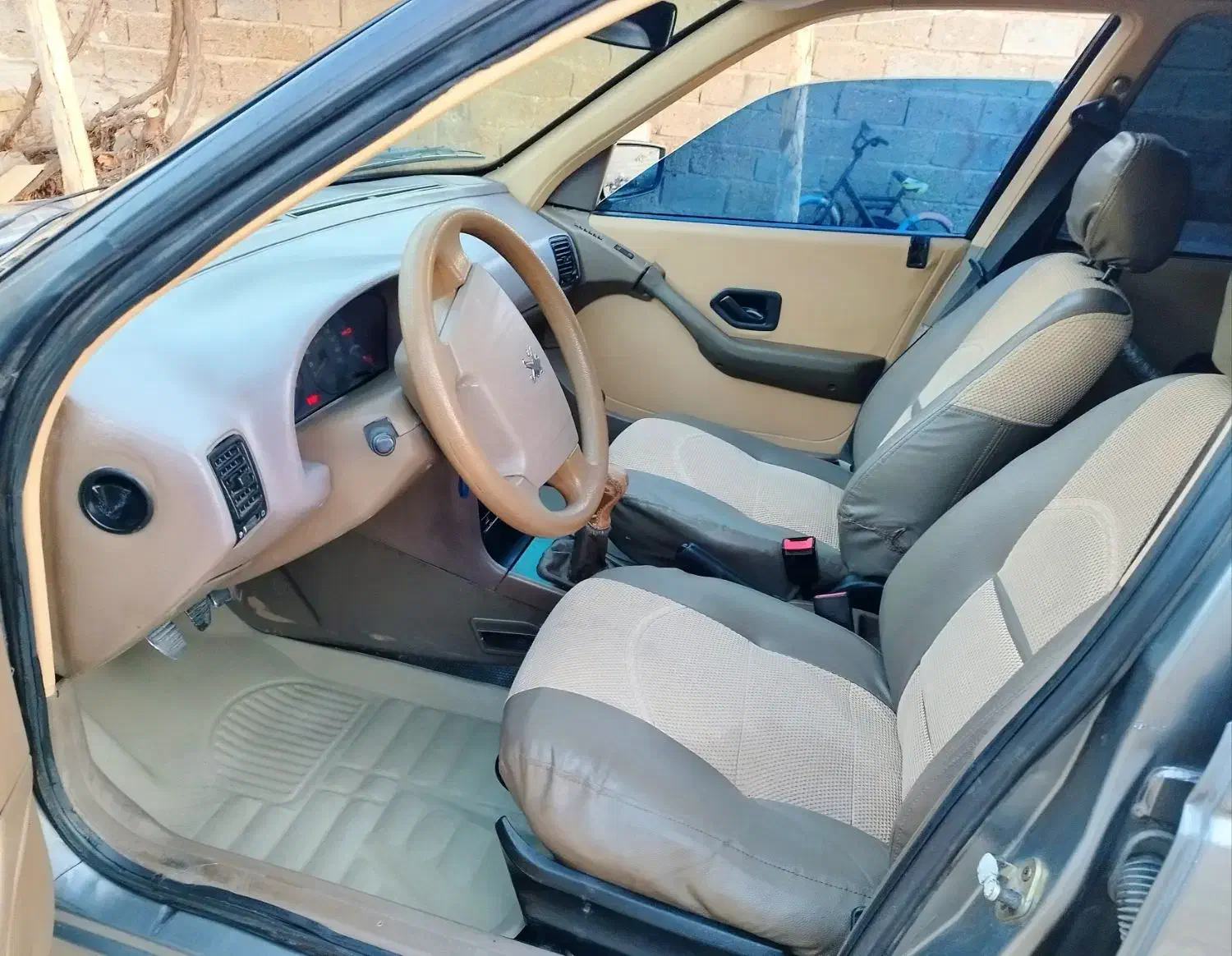 ۴۰۵ داخل کرم در حد 1400|خودرو سواری و وانت|فسا, |دیوار