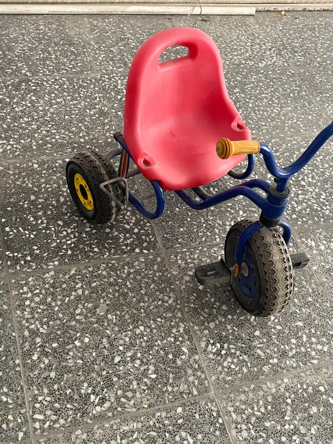 سه چرخه|اسباب و اثاث بچه|اسلام‌شهر, شهرک واوان|دیوار