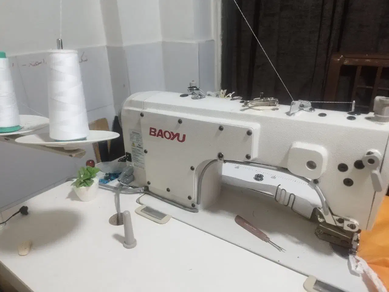 چرخ خیاطی راسته|چرخ خیاطی و ریسندگی|اراک, |دیوار