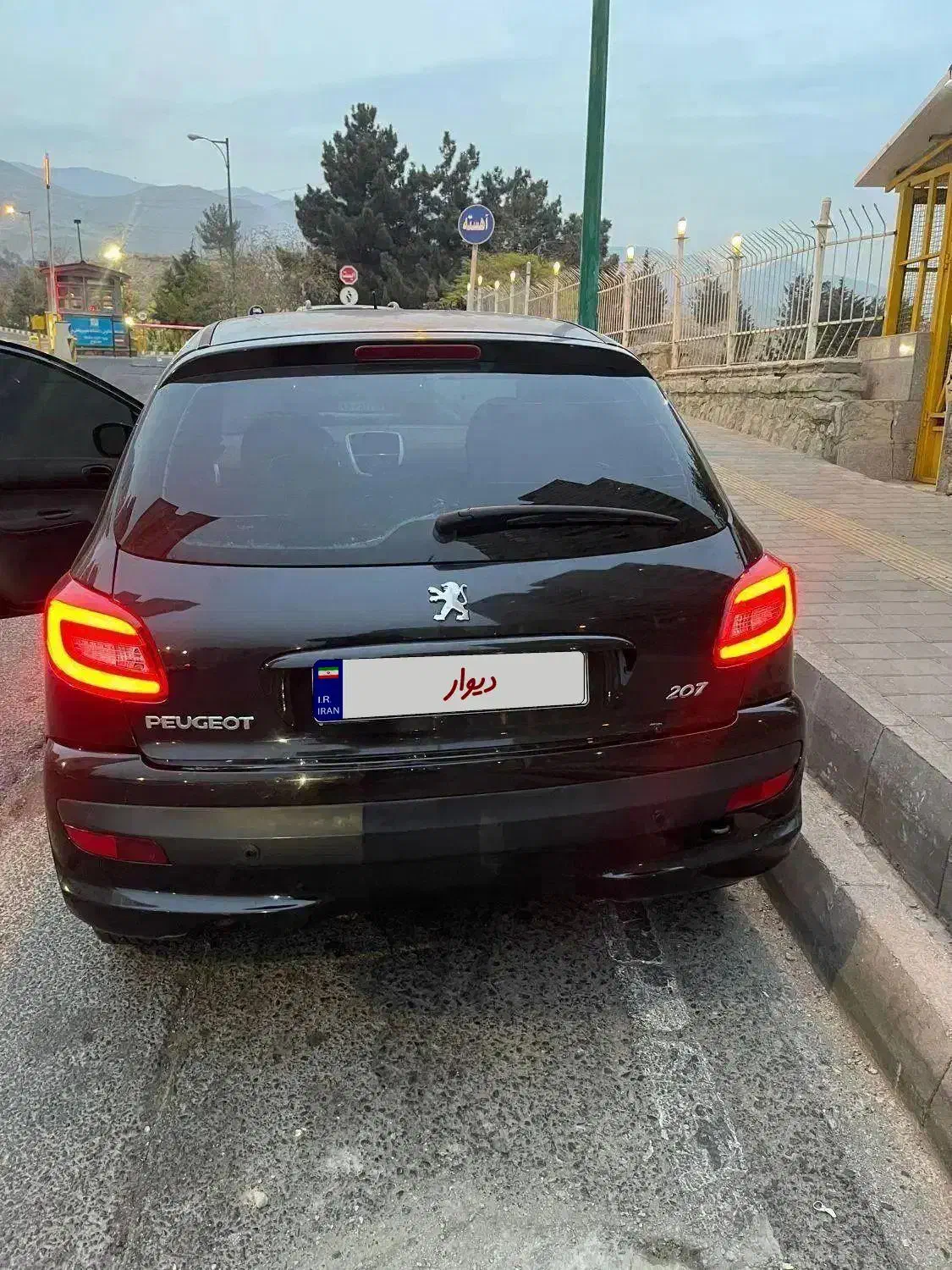 پژو 207 مدل 91 اتومات|خودرو سواری و وانت|تهران, اباذر|دیوار