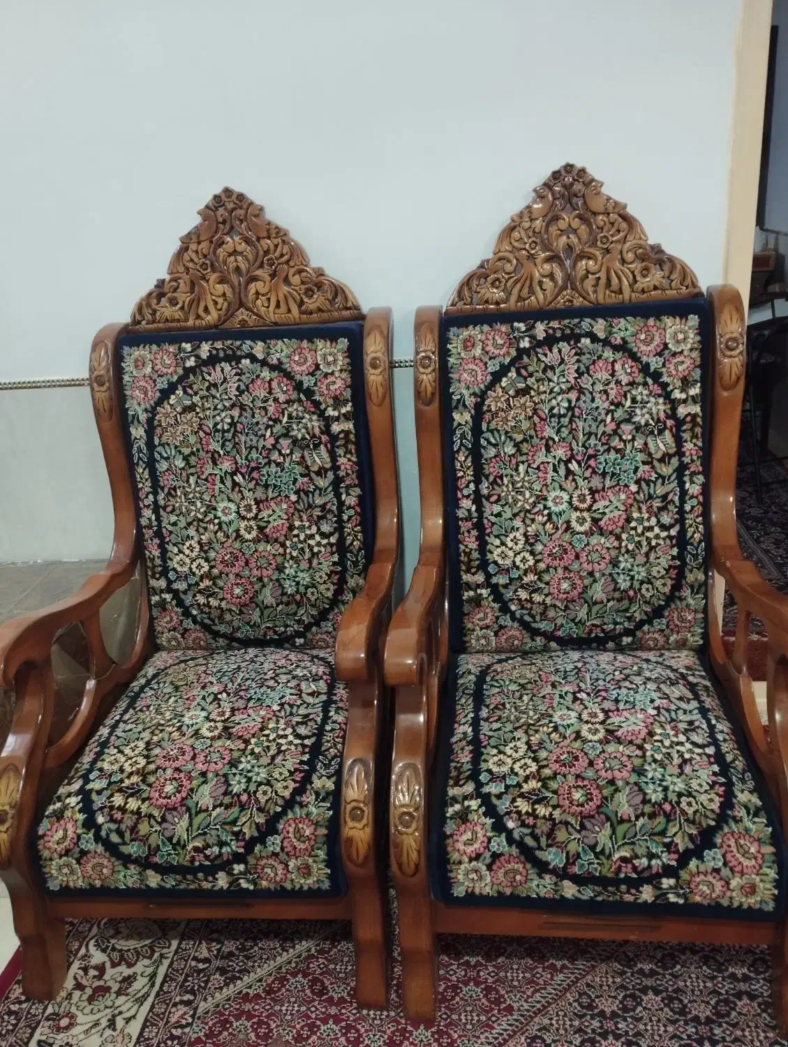 مبل قالی|مبلمان خانگی و میز عسلی|زرند, |دیوار