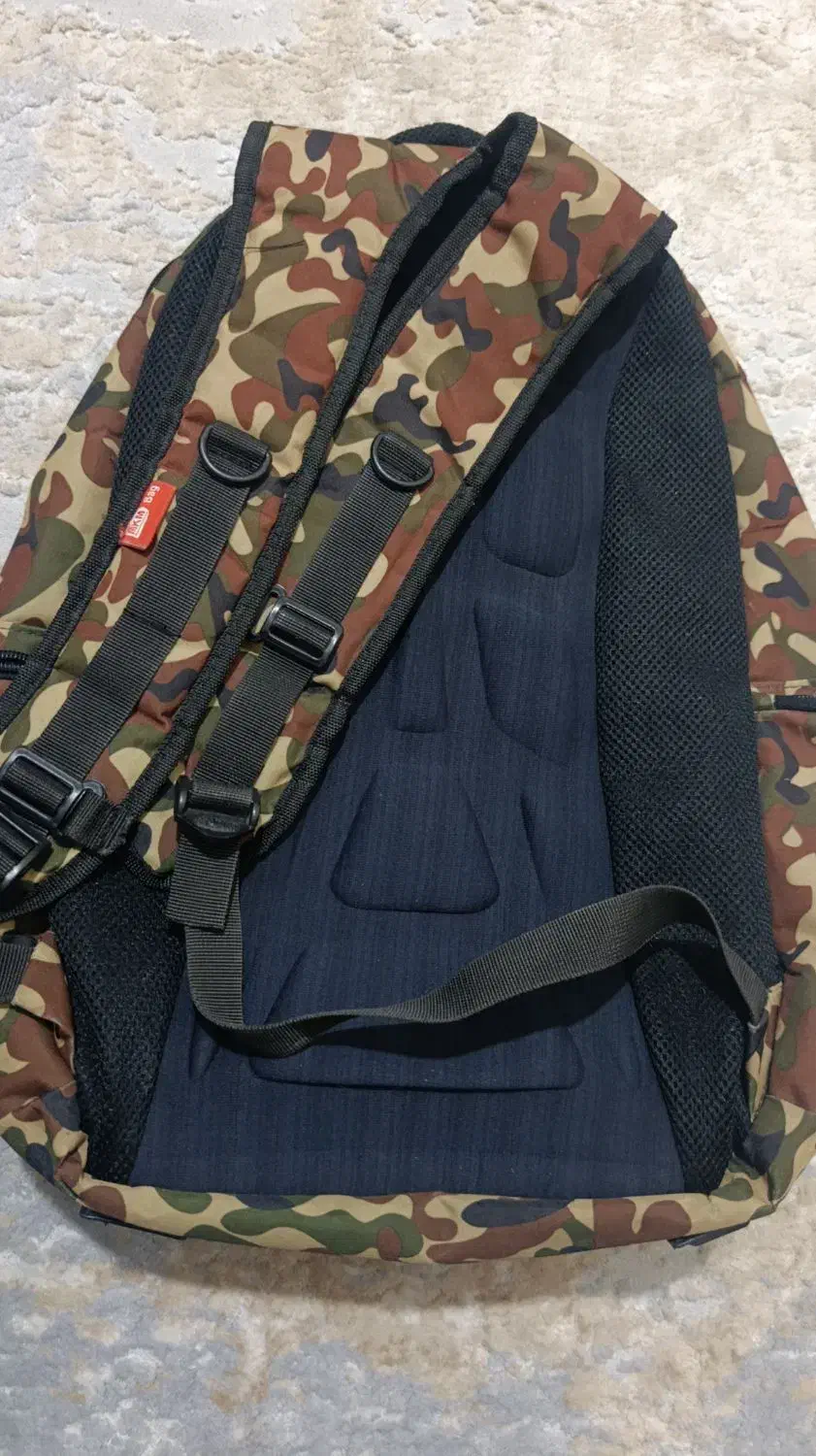 کیف در حد نو|کیف، کفش، کمربند|کرج, برغان|دیوار