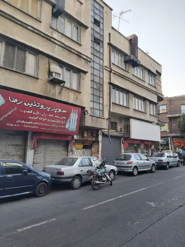خانه کلنگی ۲۴۸ متر ، و ۱۸۱ متر تجاری دامپزشکی ،|فروش زمین و ملک کلنگی|تهران, سلسبیل شمالی|دیوار