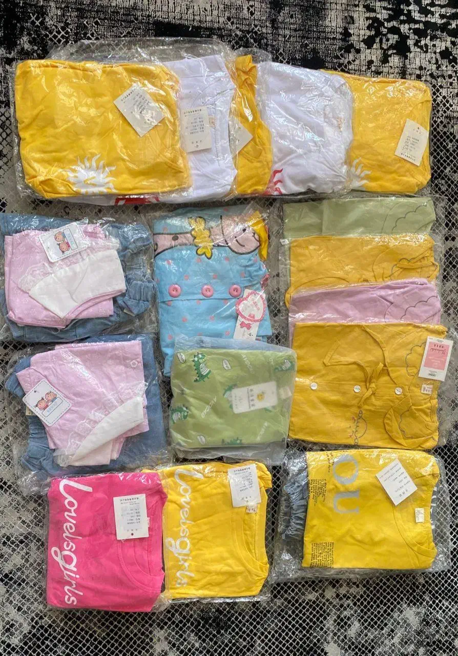 لباس بچه گانه وارداتی فروش یکجا باقیمت پارسال|کفش و لباس بچه|شیراز, شهرک گلدشت محمدی|دیوار