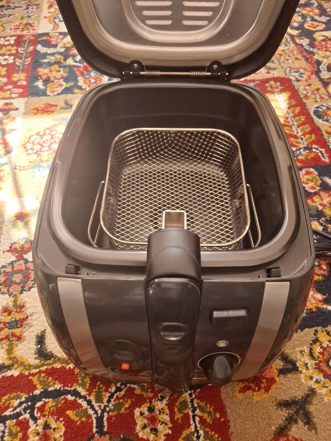 سرخ با روغن|ظروف پخت‌وپز|بروجرد, |دیوار