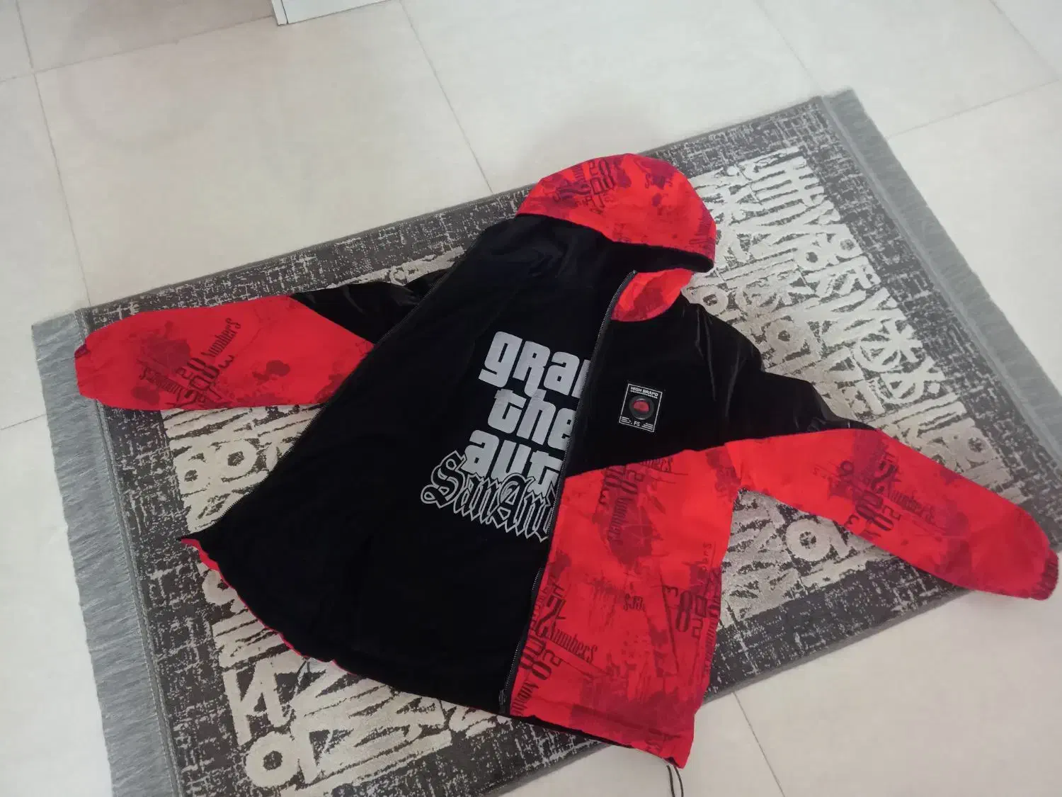 لباس پسرانه سایز۹۰ برای سنین ۹تا۱۱سال|کفش و لباس بچه|رشت, باهنر|دیوار