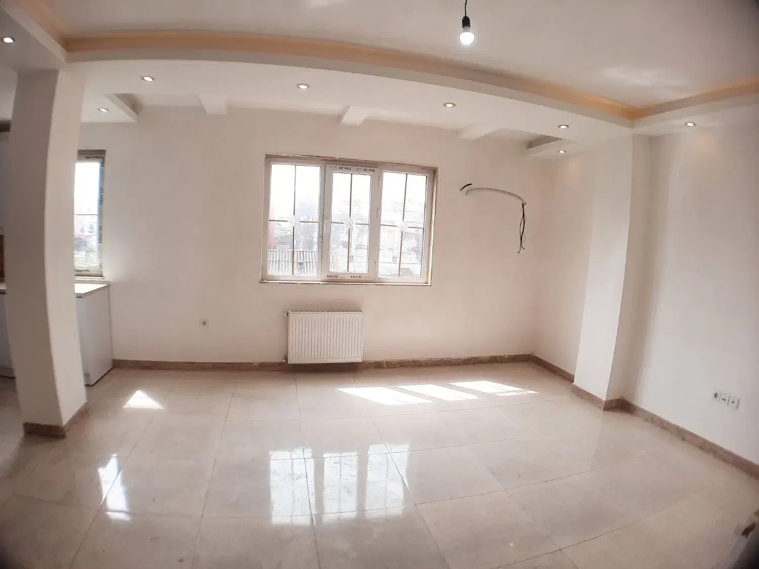 ۶۱متر سنددار کلید نخورده شهدا بر اصلی ولیعصر تخلیه|فروش آپارتمان|رشت, پاستوریزه|دیوار