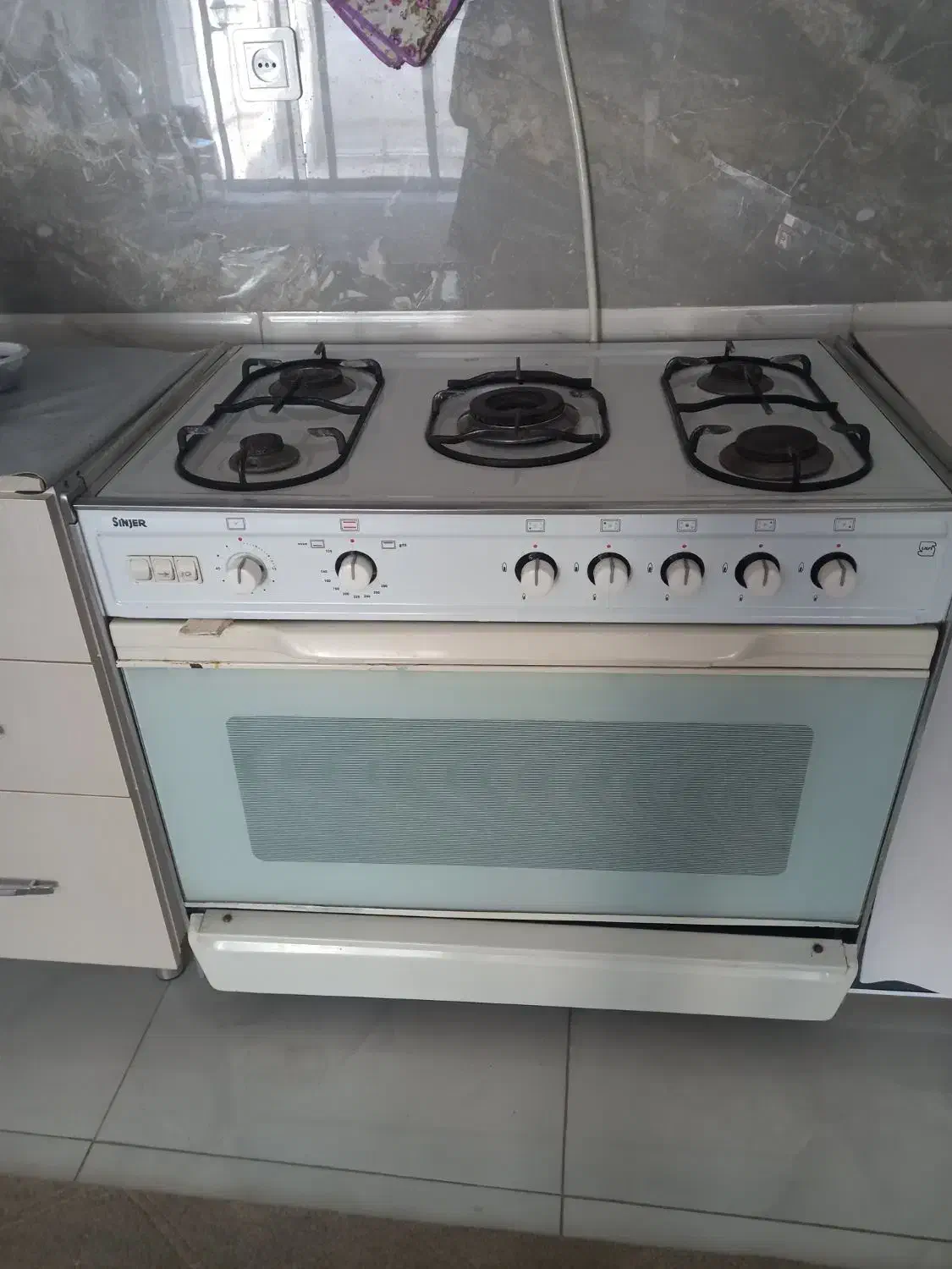 ۴ونیم|حراج|اصفهان, باغ گلها|دیوار