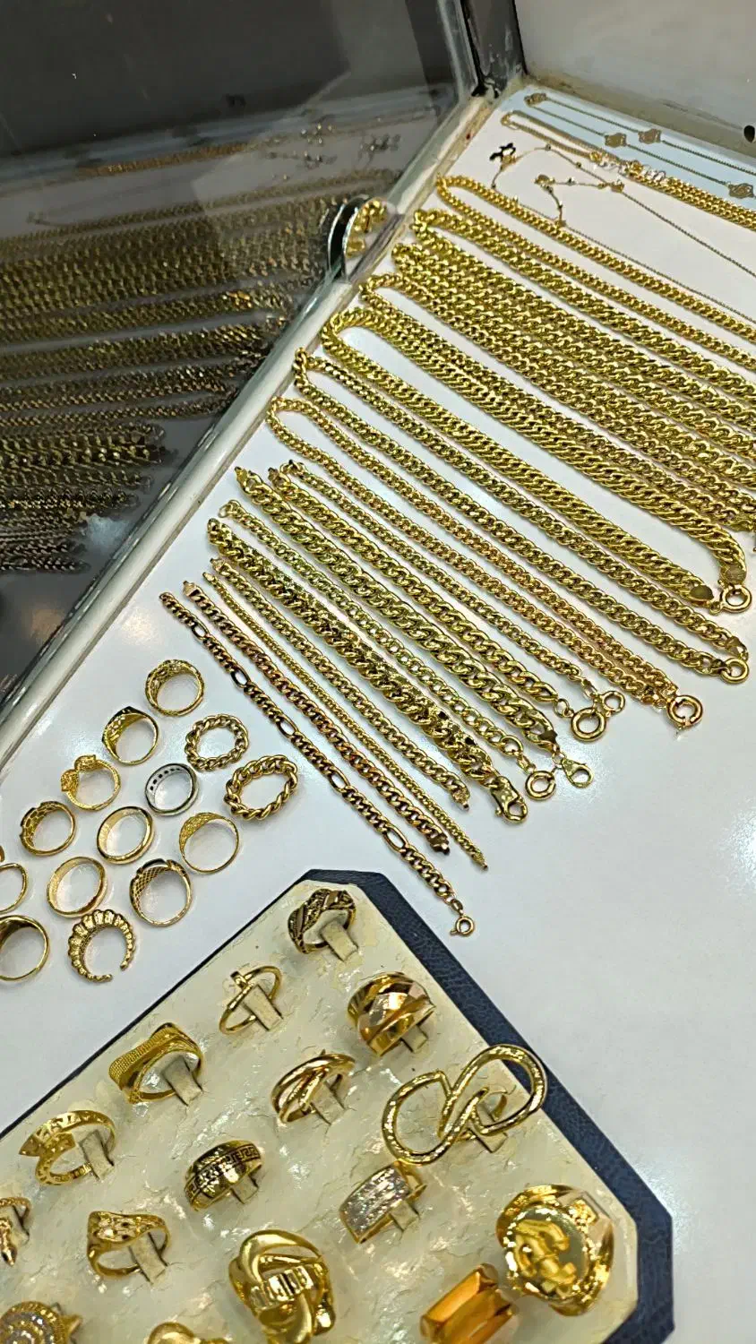 کارتیه بدون اجرت۴٪|جواهرات|اندیشه, اندیشه فاز ۱|دیوار