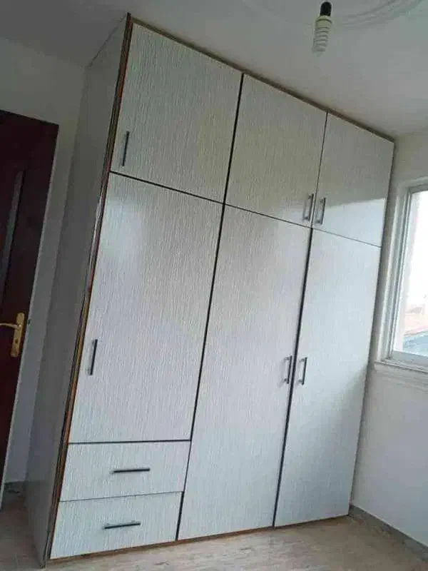 رهن و اجاره۹۰متری مستقل در مطهری آسایشگاه سالمندان|اجارهٔ آپارتمان|لاهیجان, بازکیاگوراب|دیوار