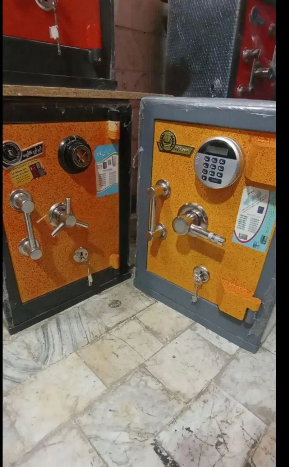 گاوصندوق اِس  2000|ابزارآلات|کردکوی, |دیوار