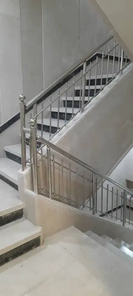 نرده استیل (پخش و اجرا|خدمات پیشه و مهارت|تفرش, |دیوار