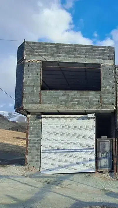 خانه نیمه کاره200متری نایسر معاوضه تراکتور نیسان|فروش خانه و ویلا|سنندج, |دیوار