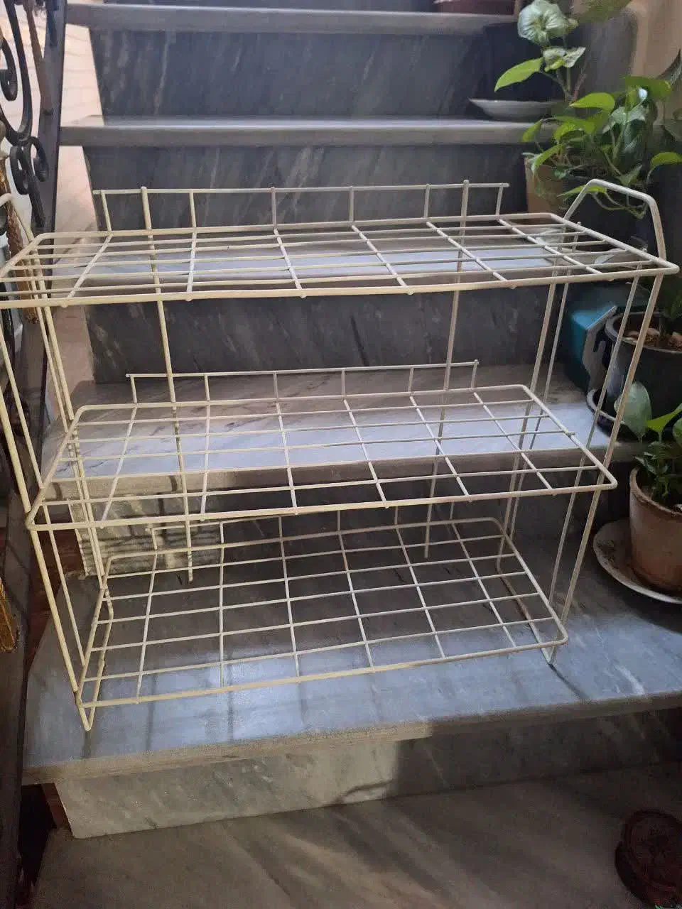 جاکفشی ۳طبقه تمیز وسالم ونو|جاکفشی، کمد، دراور|تبریز, |دیوار