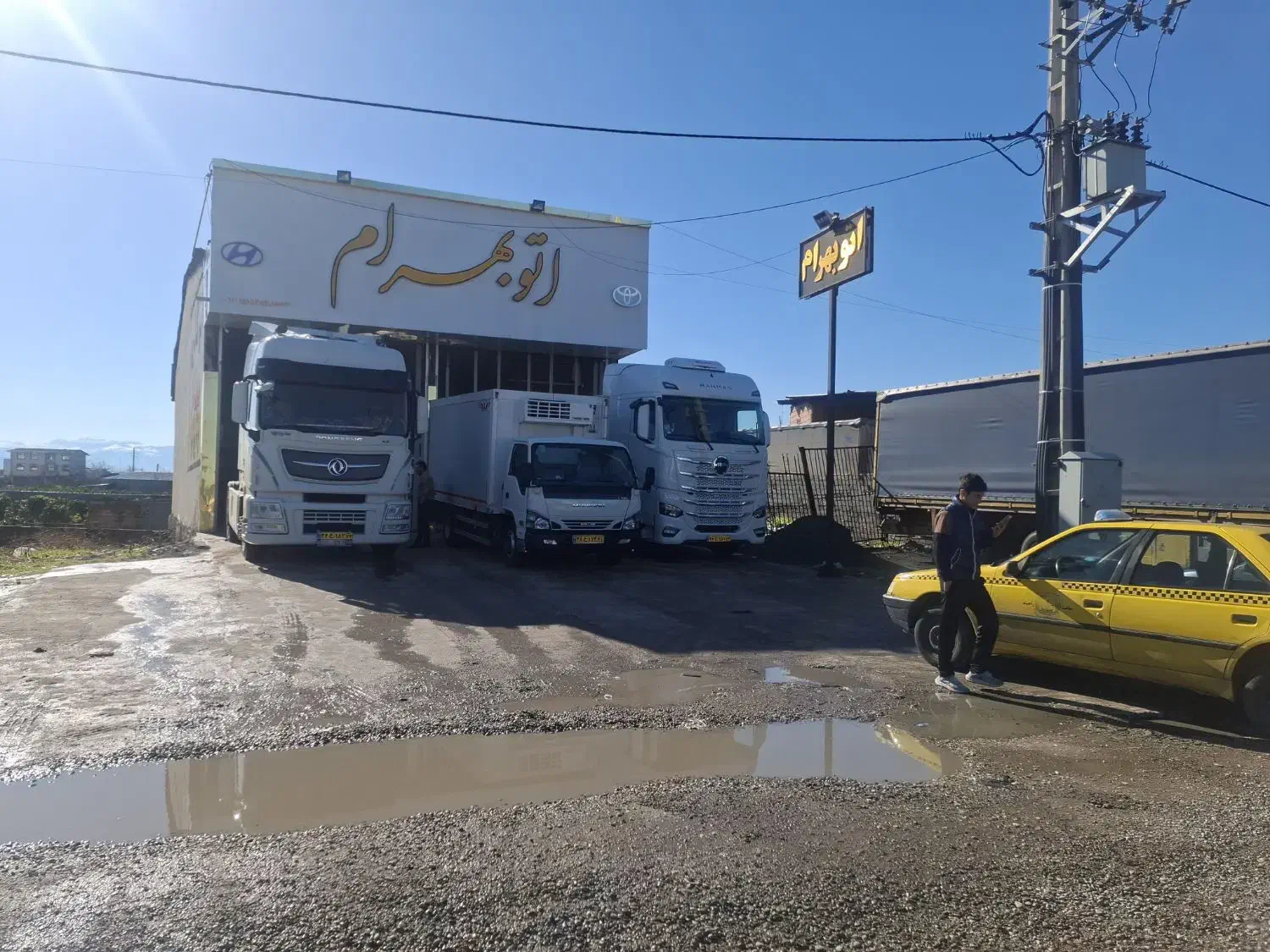 بایک خشک ۴۰۴  x9  560|خودرو سنگین|ساری, |دیوار