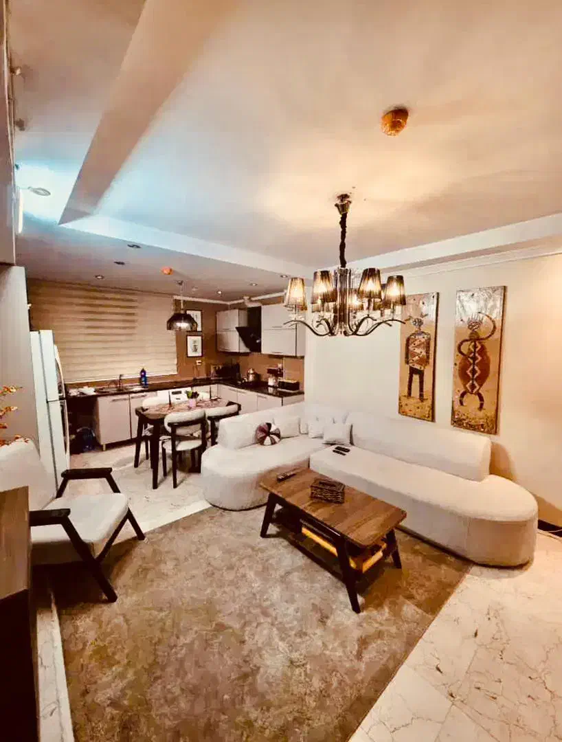 اشرفی پایین تیراژه ۵۰متر ۷ساله خوش نقشه