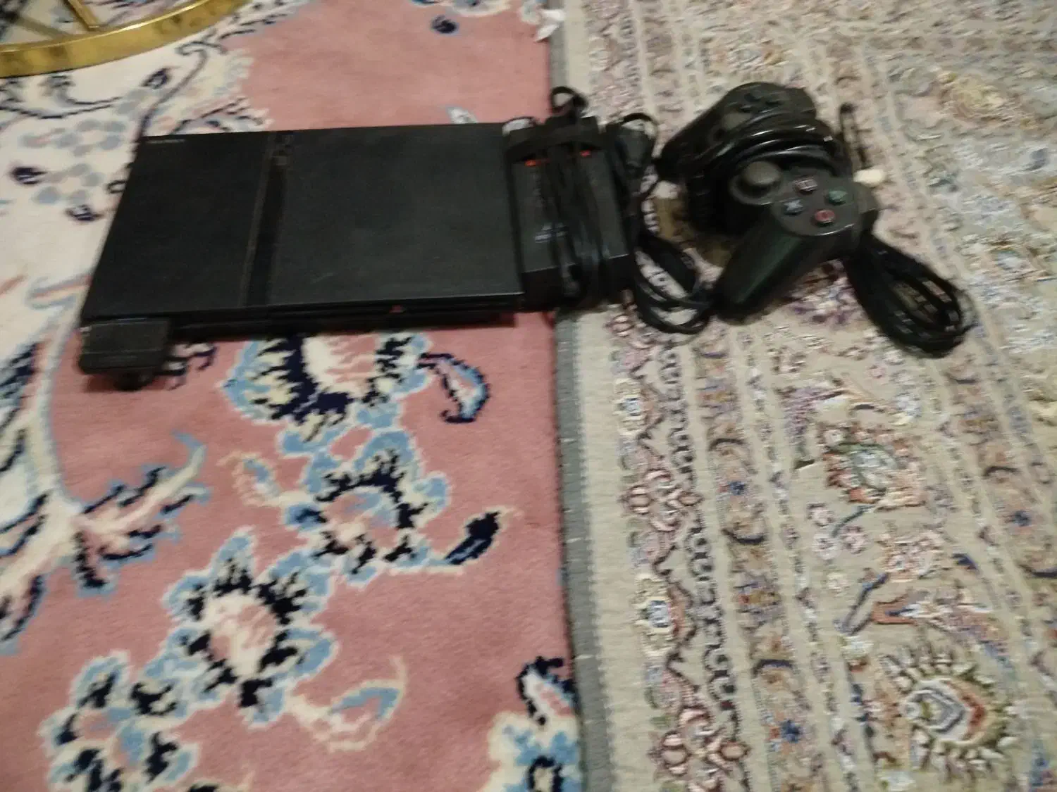 یک عدد پلستیشن دو با دو دسته سالم  با کارت حافظه|کنسول، بازی ویدئویی و آنلاین|زاهدان, |دیوار