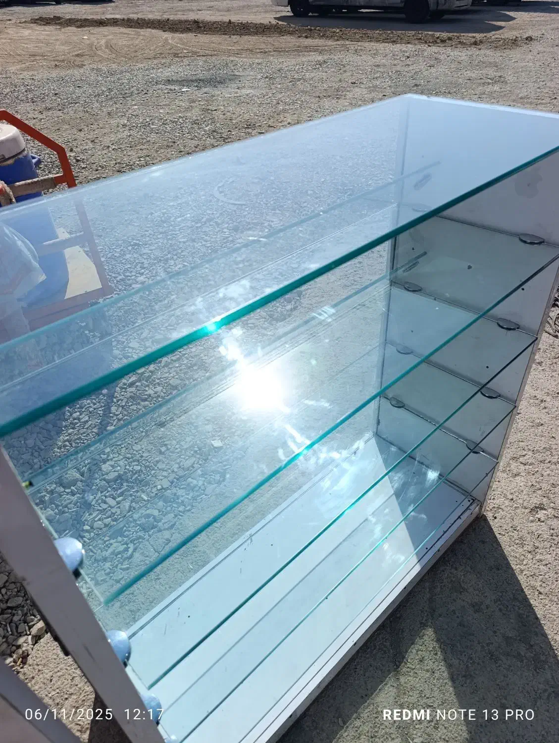 سه عدد ویترین موبایلی و آرایشی و عطر|فروشگاه و مغازه|اسلامشهر, شهرک سعیدیه|دیوار