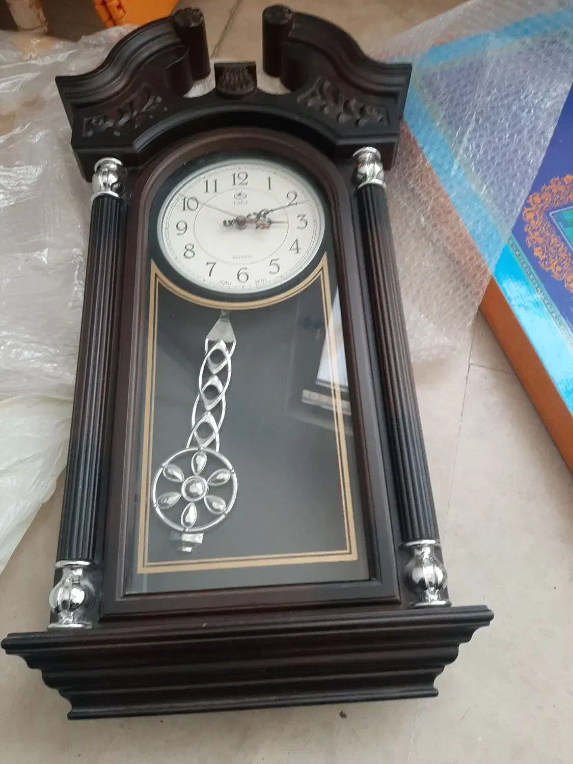 ساعت دیواری|ساعت دیواری و تزئینی|کاشان, گارزگاه|دیوار