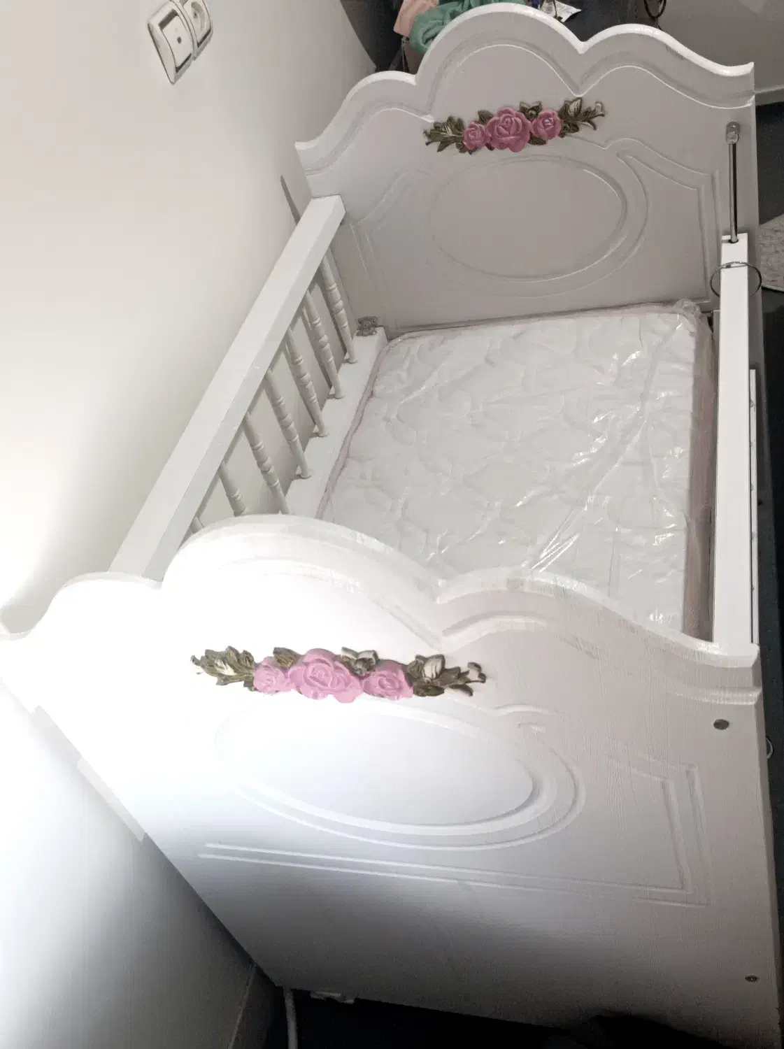 تخت کودک|تخت و صندلی بچه|کرج, شهرک فهمیده|دیوار