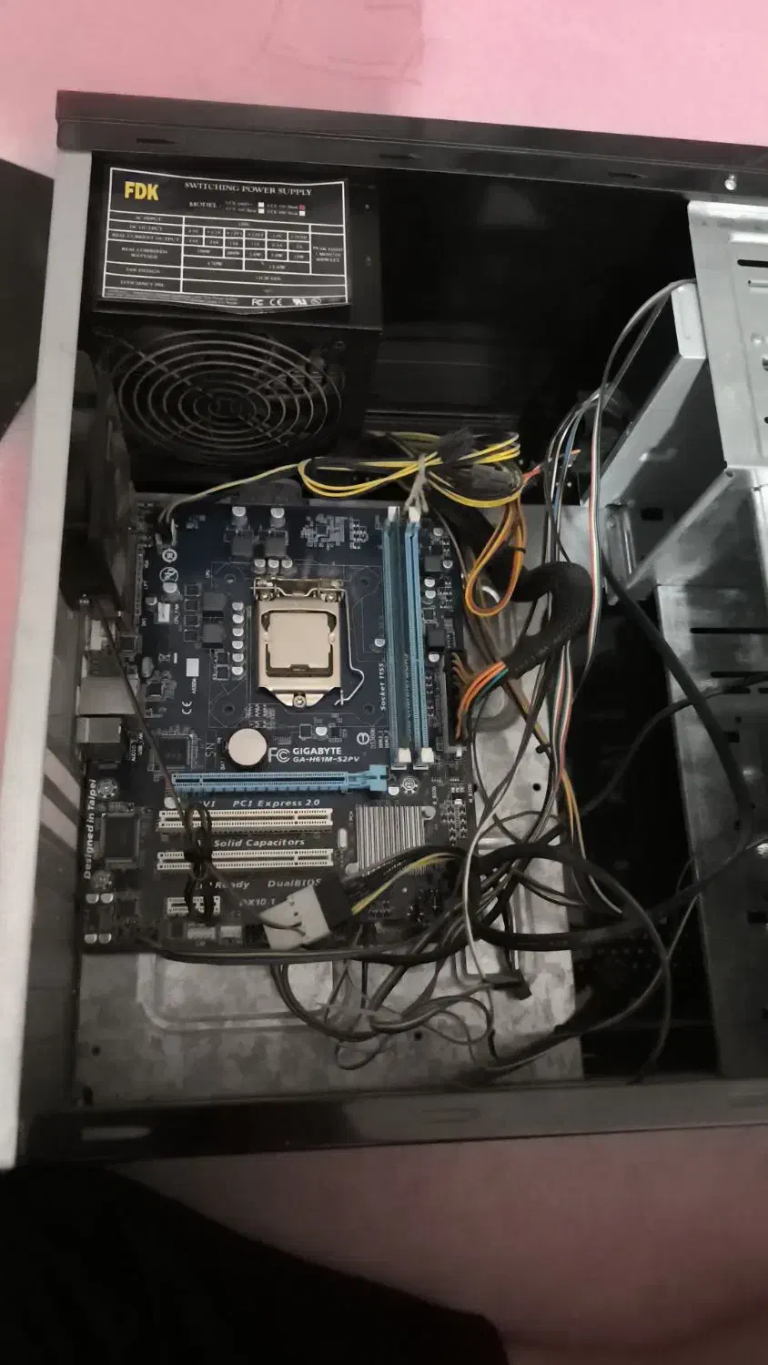 کامپیوتر خانگی|رایانه رومیزی|اهواز, کوی باهنر|دیوار