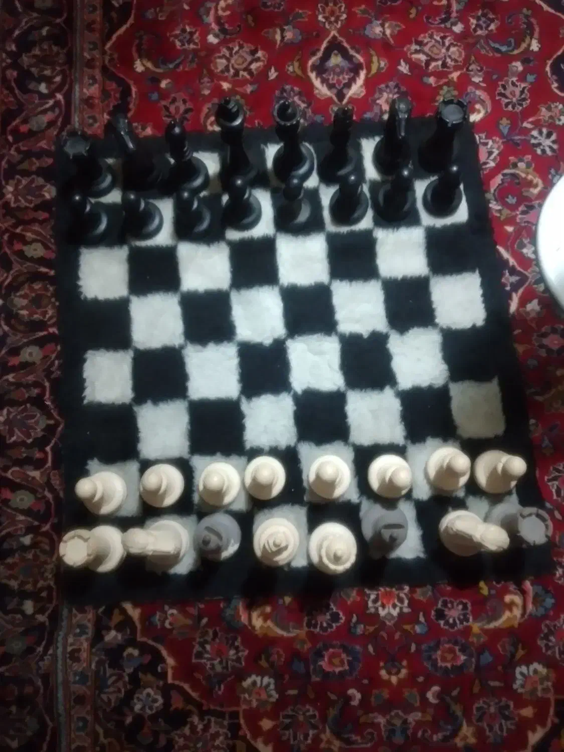 شطرنج قدیمی|کلکسیون اشیاء عتیقه|مشکین‌دشت, |دیوار