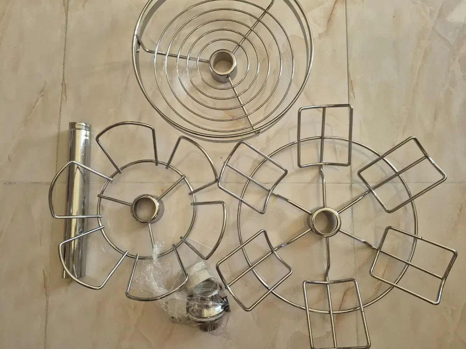 میله بار اپن|آب‌چکان و نظم‌دهنده ظروف|فردیس, شهرک وحدت|دیوار