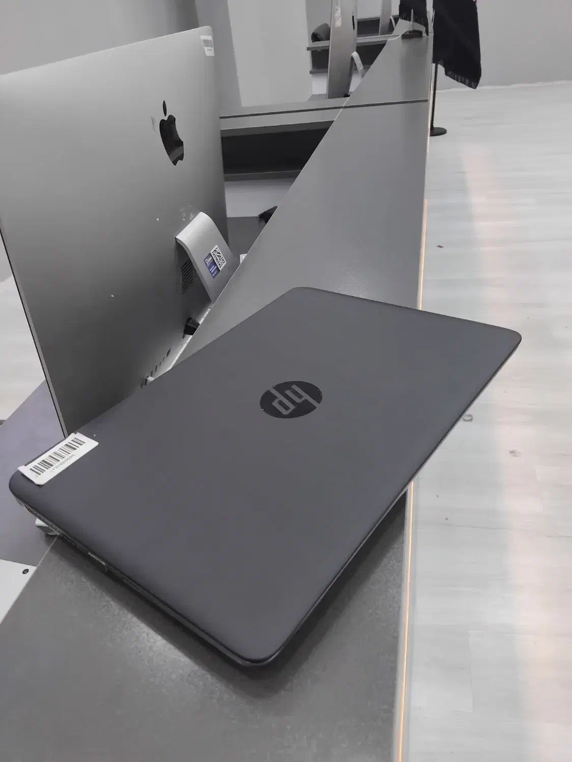 لپتاپ hp مناسب تمامی مشاغل ۳ تا چک ۵۳۰۰ تومان|رایانه همراه|تهران, گلستان (شهرک راه آهن)|دیوار