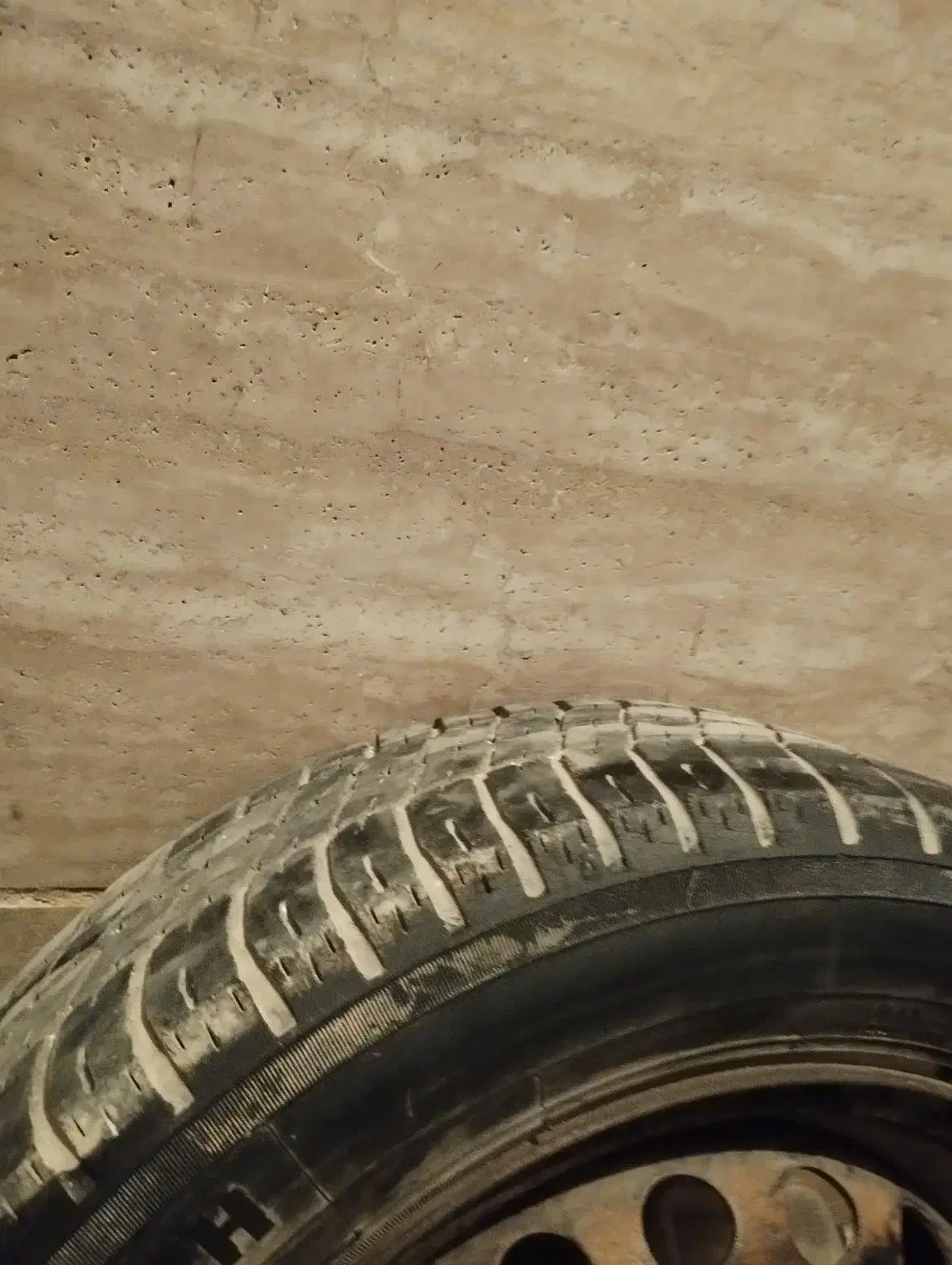 لاستیک گلدستون پراید|قطعات یدکی و لوازم جانبی|پاکدشت, پاکدشت (مامازند)|دیوار