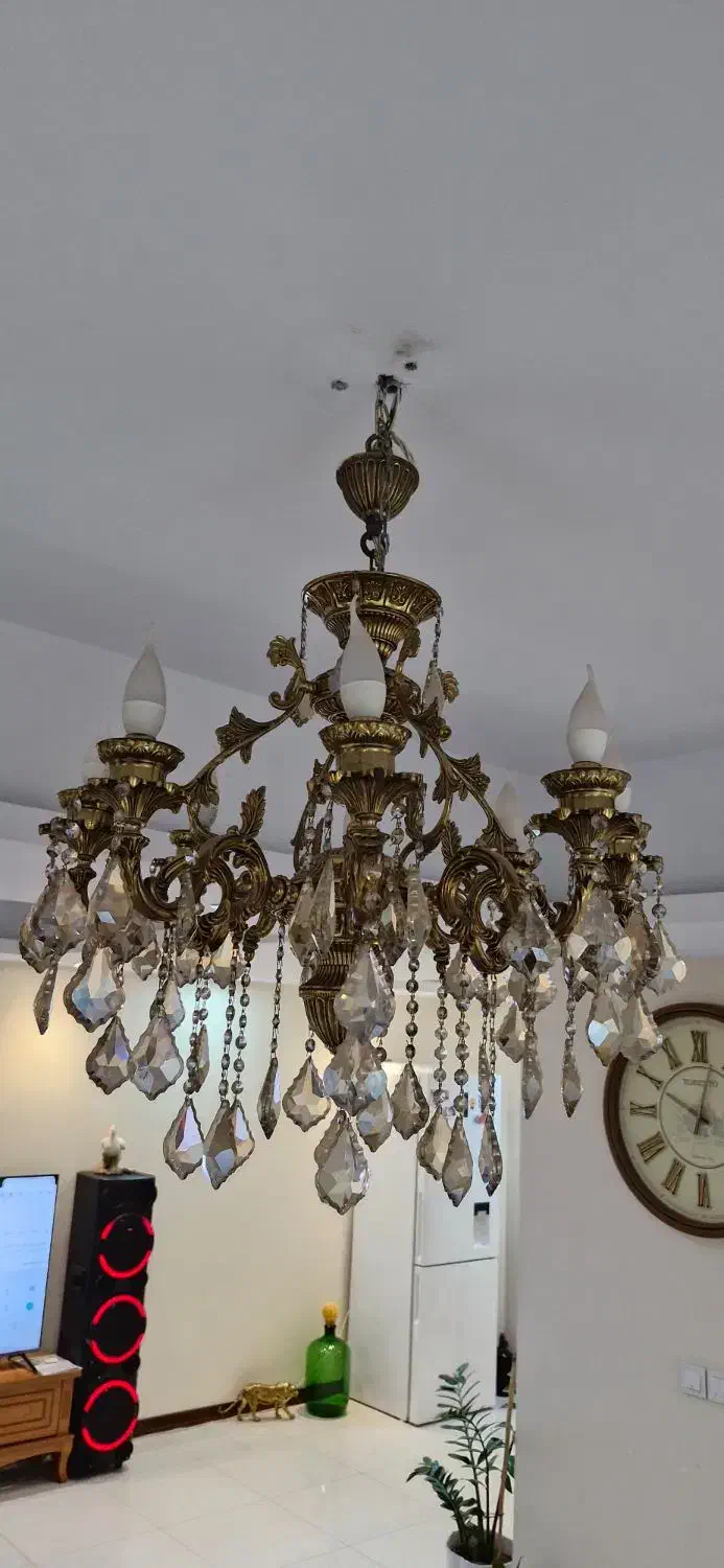 لوستر ۸شاخه برنز در حد نو|لوستر و چراغ آویز|تهران, کوهک|دیوار